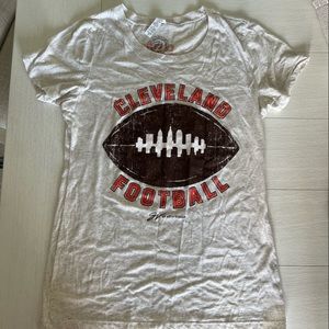 GV Art + Design Cleveland Browns T-Shirt